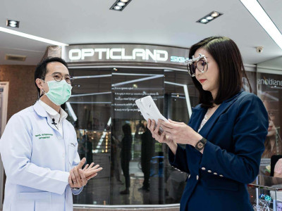 เจาะลึก การตัดแว่นสายตา มาตรฐานสากล กับนักทัศนมาตรที่ร้านแว่นตา OPTICLAND